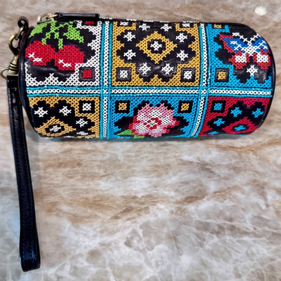 Vintage Isabella Fiore beaded Embroidered patch work Wristlet in excellent co - Picture 2 of 9